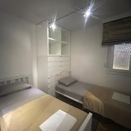 Luxe Flat With Private Garage,teracce アパート スプリト
