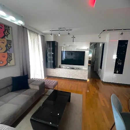 Luxe Flat With Private Garage,teracce Split