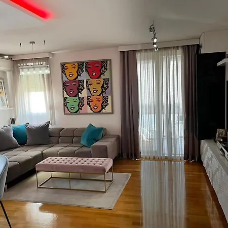 Luxe Flat With Private Garage,teracce Apartment